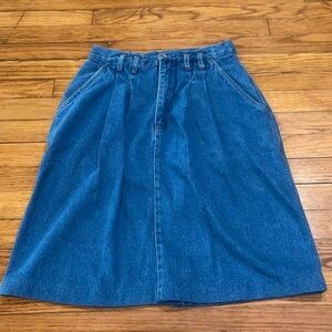 Vintage Ashley Hill denim skirt!